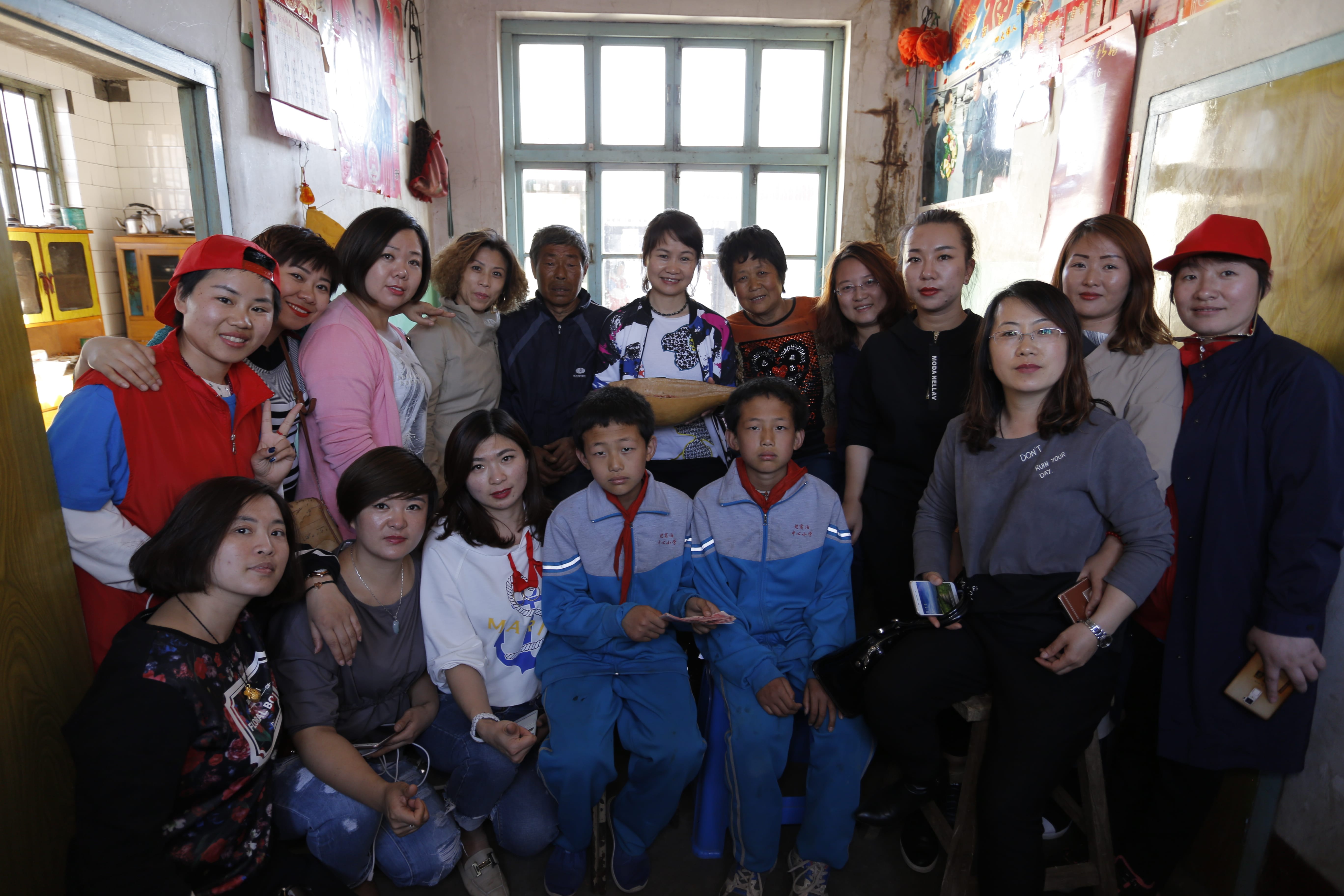 第83所 栖霞市蛇窝泊华体会官方网页版-华体会(中国)
马金荣小学 第83所 栖霞市蛇窝泊华体会官方网页版-华体会(中国)
马金荣小学