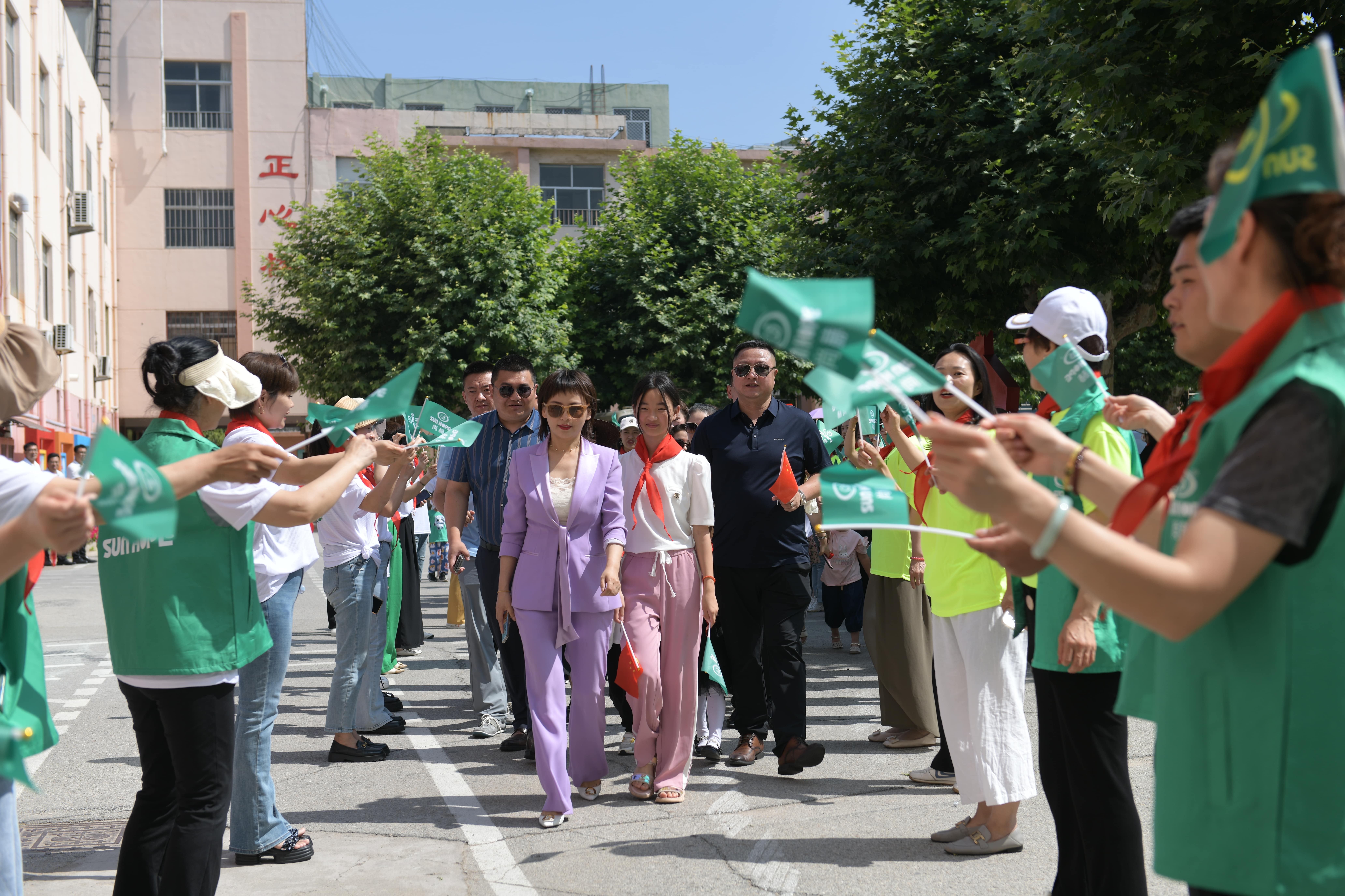 第233所 山东省平度市东阁街道华体会官方网页版-华体会(中国)
周玉洁小学