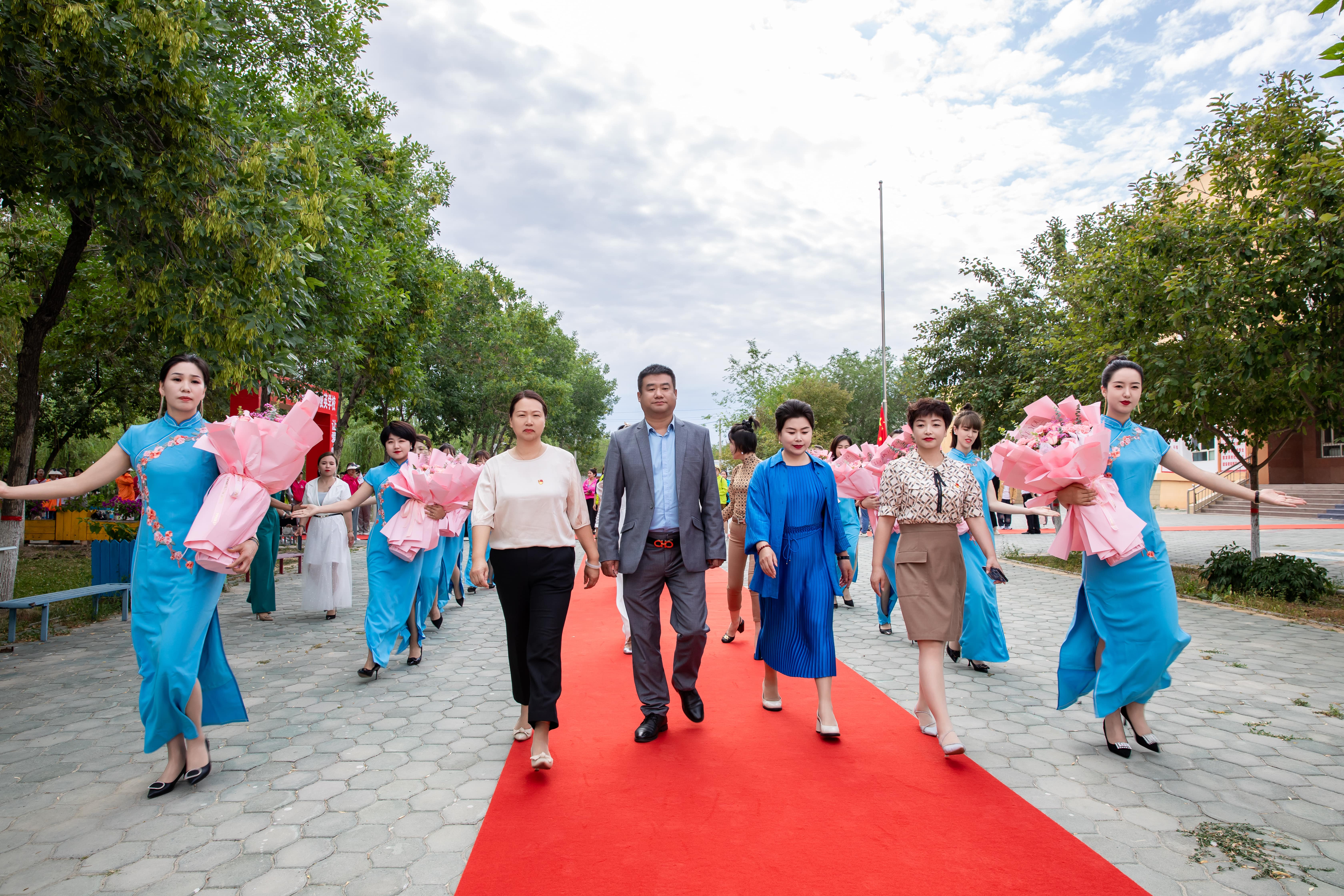 第251所 新疆昌吉州玛纳斯县北五岔镇华体会官方网页版-华体会(中国)
王俊英学校